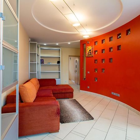 Royal Apartment On Pushkinskaya Харков Екстериор снимка